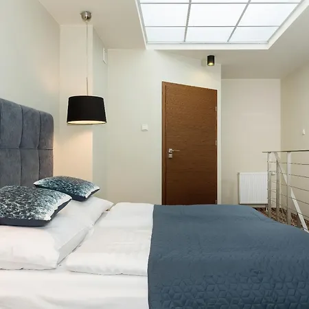 Jantar Deluxe Royal Tulip